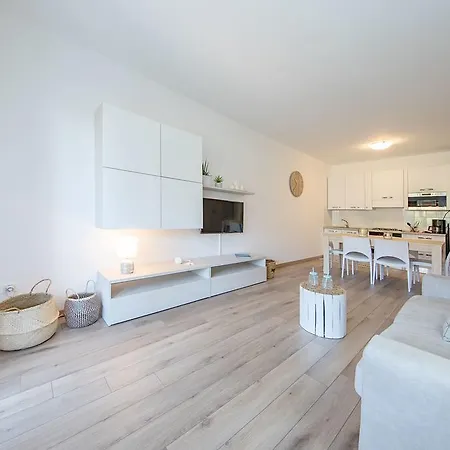 Apartment Artemisia *